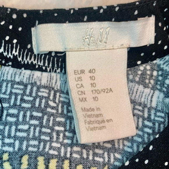 H&M Tunic Top Sz 10 Black Geometric Pattern White Yellow 100% Viscose Boho - Picture 10 of 15